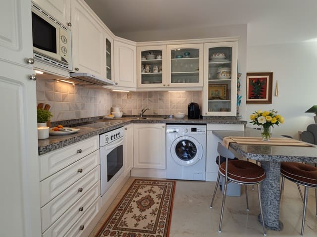 2 soverom Penthouse til salgs i Atalaya-Isdabe, Estepona med svømmebasseng - € 359 900 (Ref: 9330105)