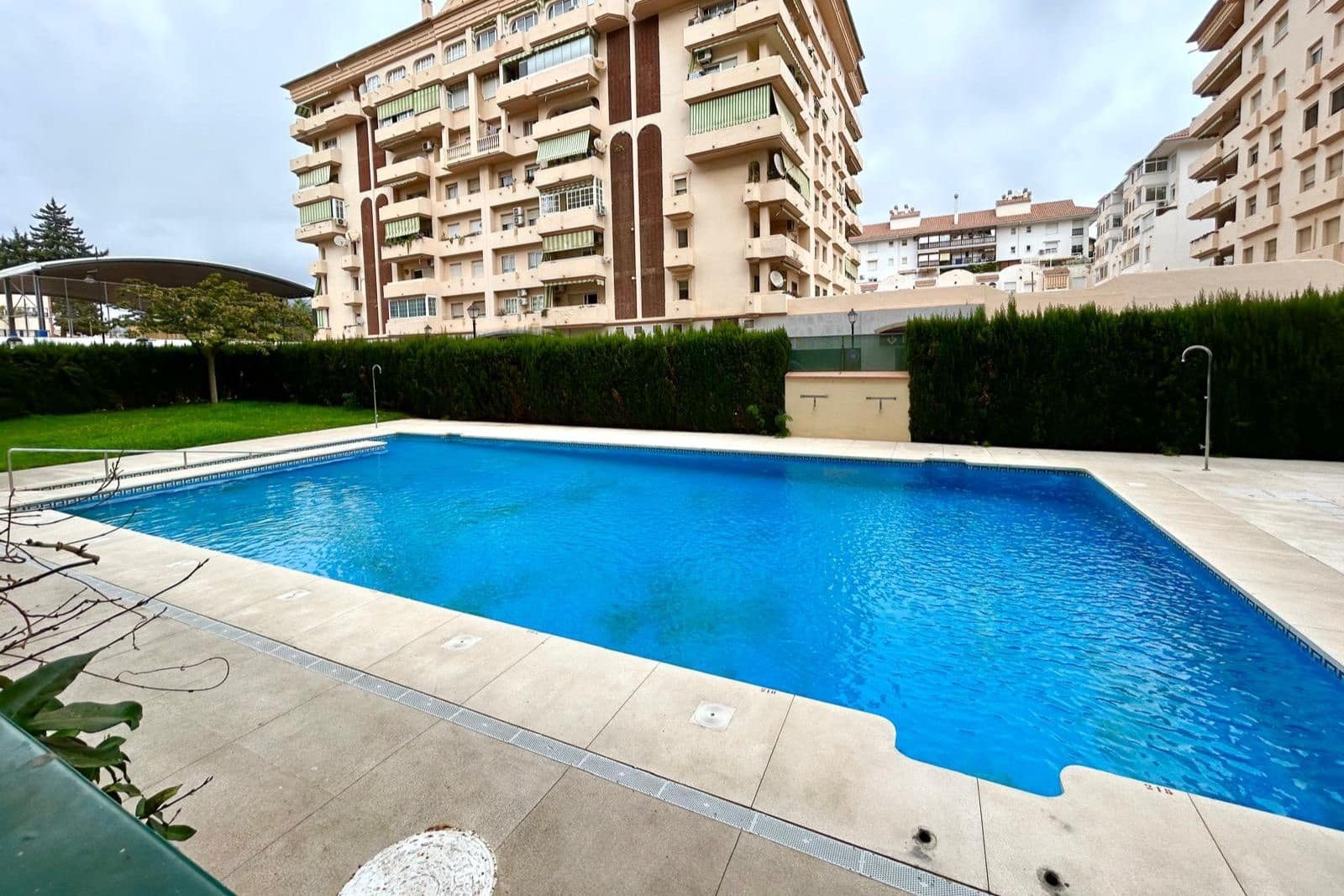 2 soveværelse Lejlighed til salg i Fuengirola - € 425.000 (Ref: 9336932)