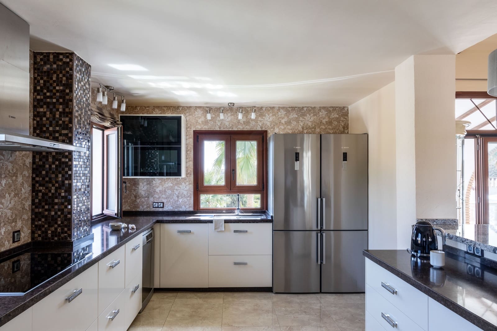 6 makuuhuone Huvila myytävänä paikassa Benalmadena mukana uima-altaan - 1 790 000 € (Ref: 9337170)