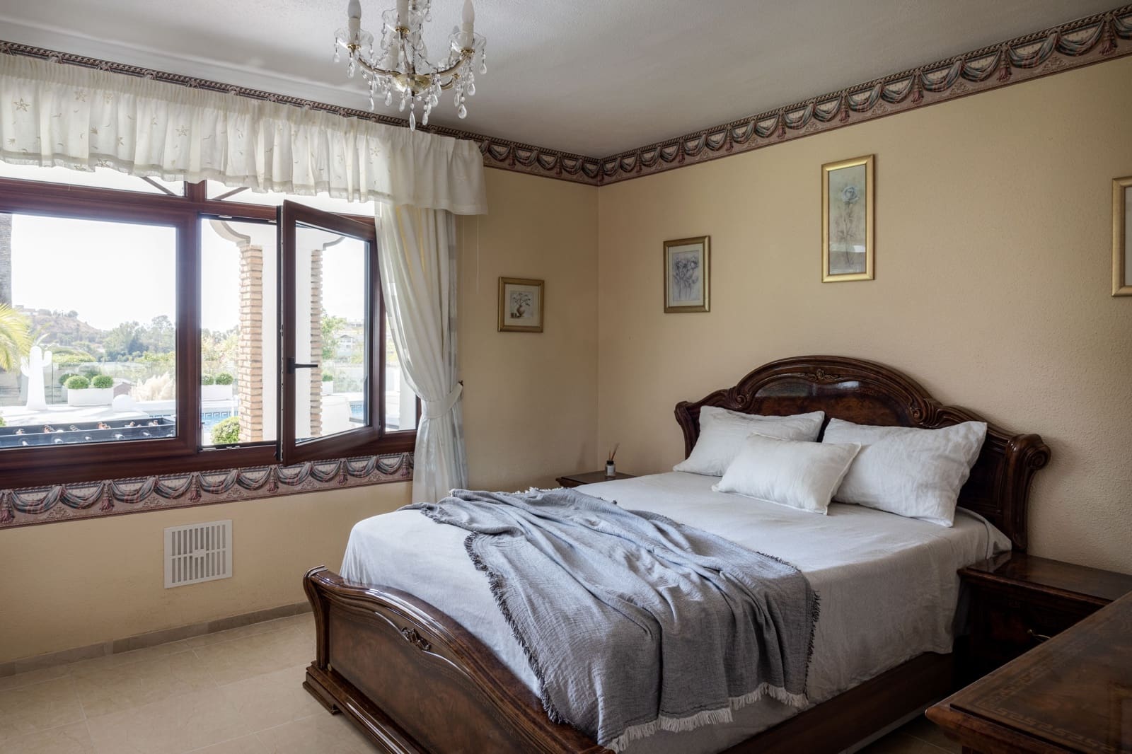 6 makuuhuone Huvila myytävänä paikassa Benalmadena mukana uima-altaan - 1 790 000 € (Ref: 9337170)