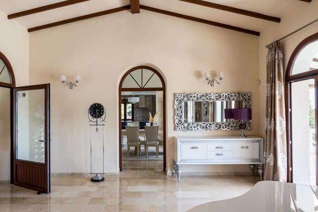 6 sypialnia Willa na sprzedaż w Montealto - Monterrey, Benalmádena z basenem - 1 790 000 € (Ref: 9337170)