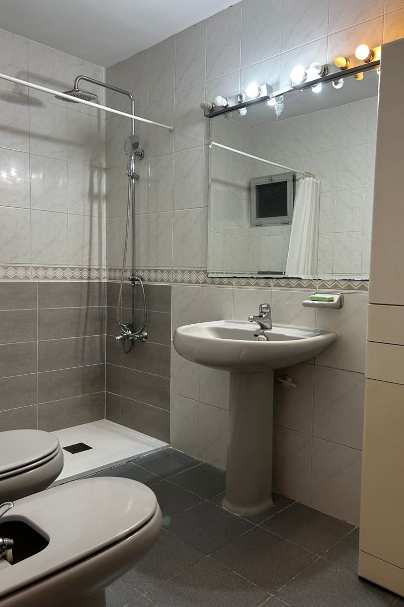 Apartamento de 4 habitaciones en Fuengirola en venta - 350.000 € (Ref: 9337171)