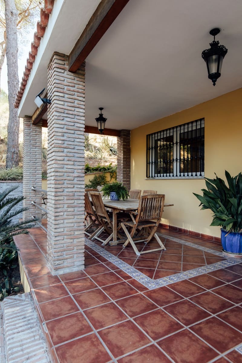 5 quarto Moradia para venda em Alhaurin de la Torre com piscina - 725 000 € (Ref: 9340104)