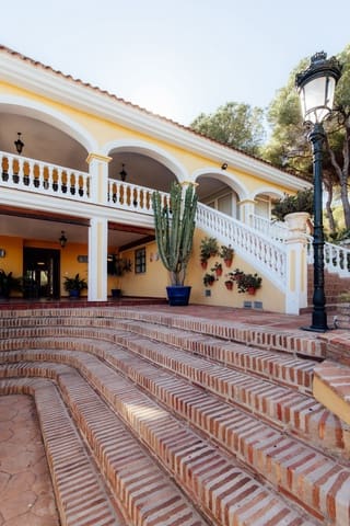 5 camera da letto Villa in vendita in Alhaurín de la Torre con piscina - 725.000 € (Rif: 9340104)