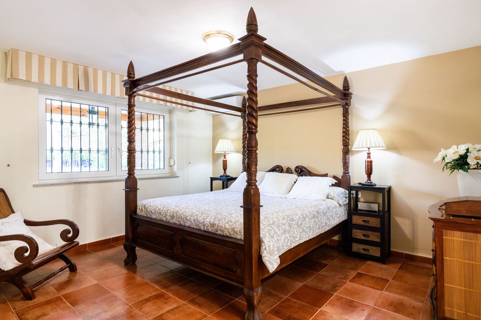 5 quarto Moradia para venda em Alhaurin de la Torre com piscina - 725 000 € (Ref: 9340104)