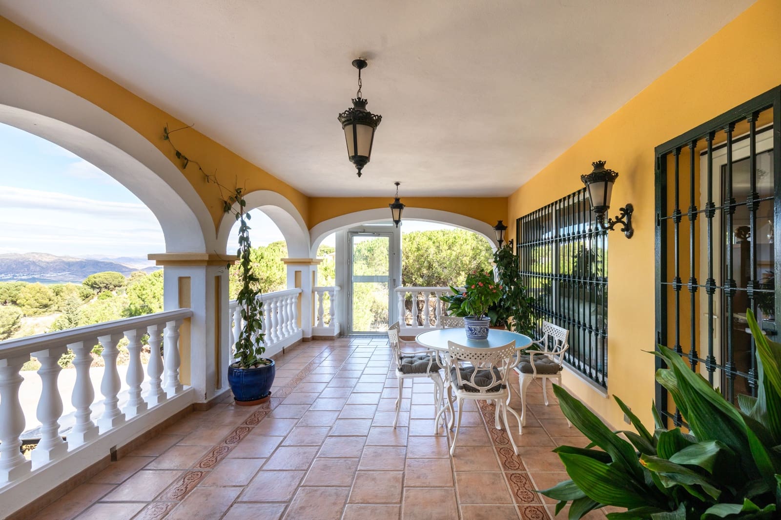 5 quarto Moradia para venda em Alhaurin de la Torre com piscina - 725 000 € (Ref: 9340104)