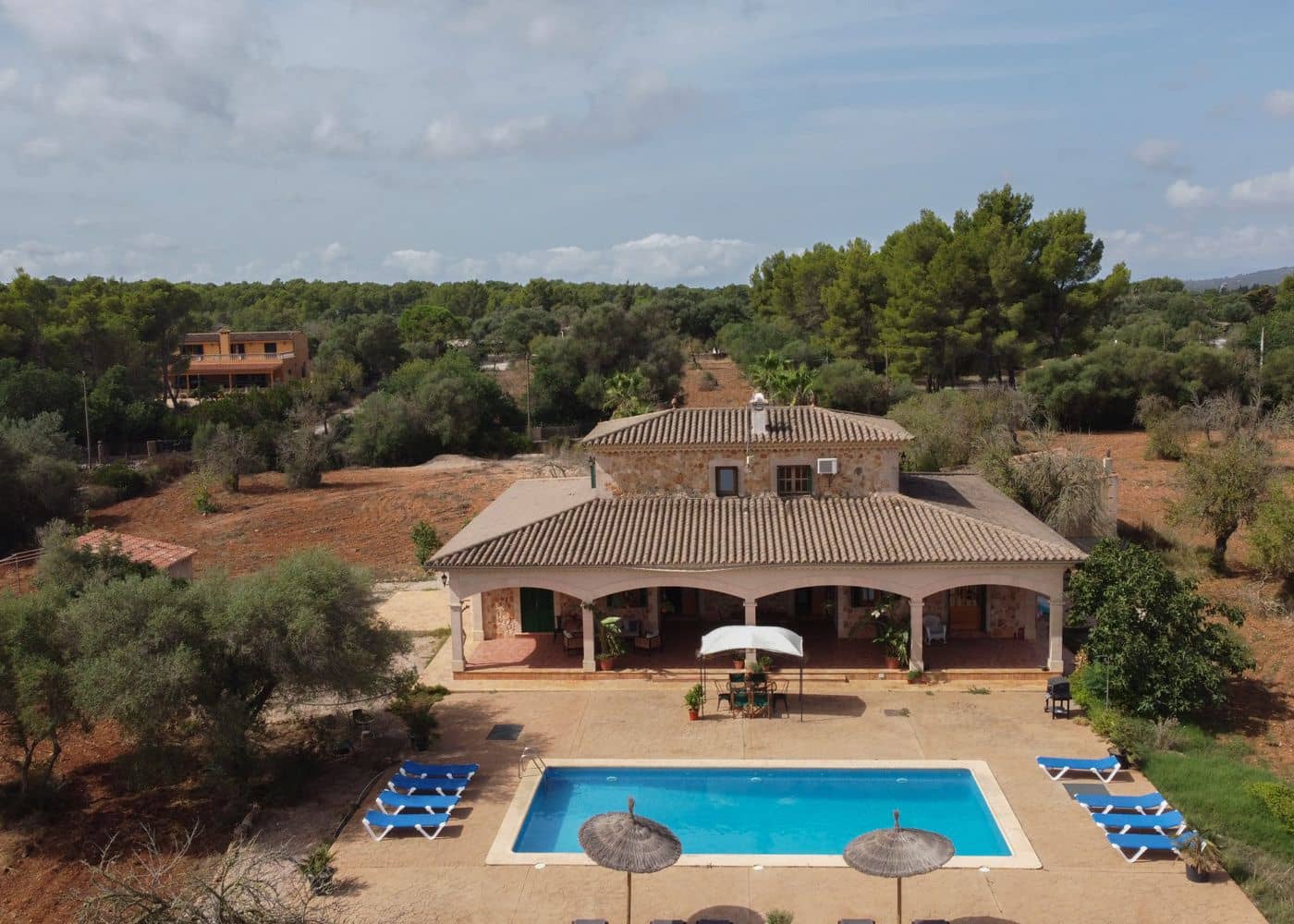 8 makuuhuone Omakotitalo vuokrattavana paikassa Sencelles mukana uima-altaan - 4 800 € (Ref: 9340452)