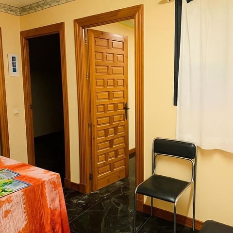 Kommersiell til salgs i Marbella - € 375 000 (Ref: 9341641)