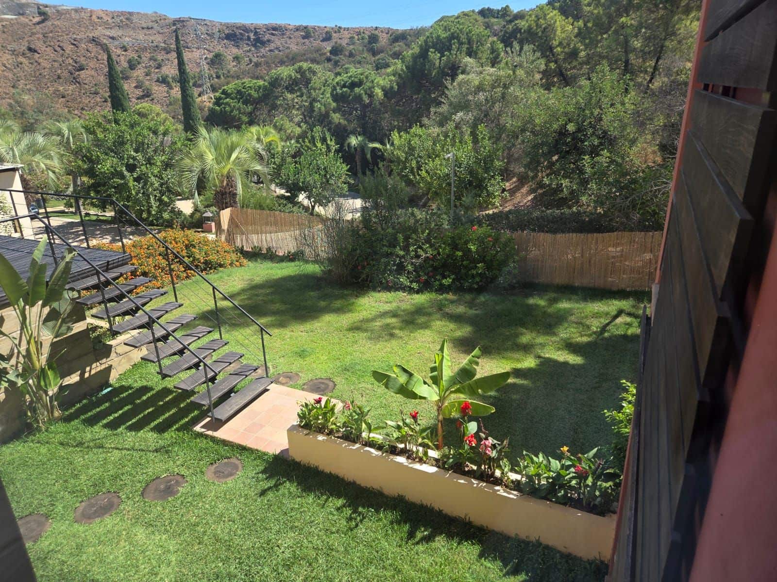 Villa till salu i Benahavis - 679 000 € (Ref: 9341642)