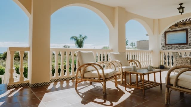 Chalet de 6 habitaciones en Marbesa, Marbella en venta - 1.995.000 € (Ref: 9343615)