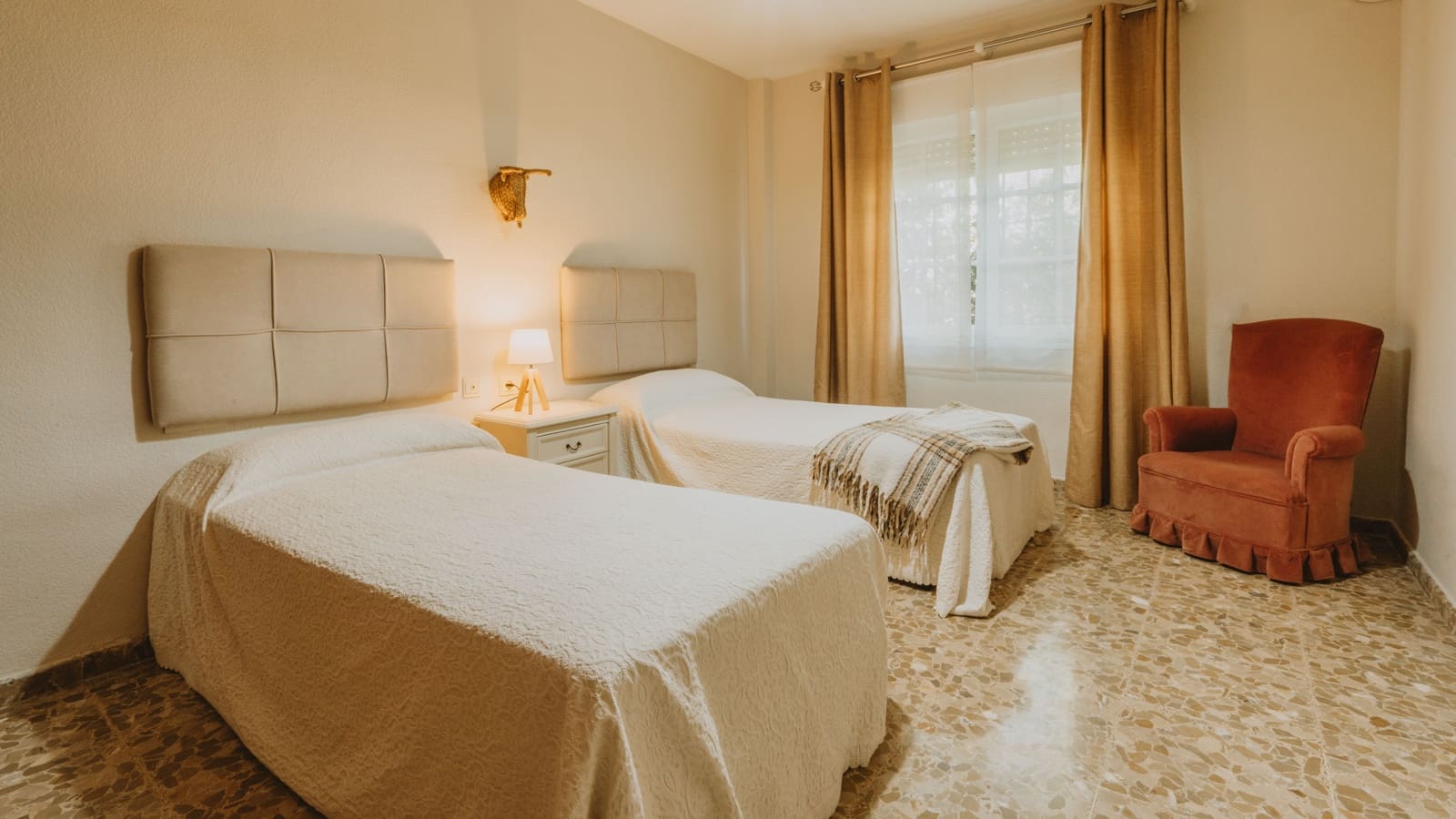 Chalet de 6 habitaciones en Marbella en venta - 1.995.000 € (Ref: 9343615)