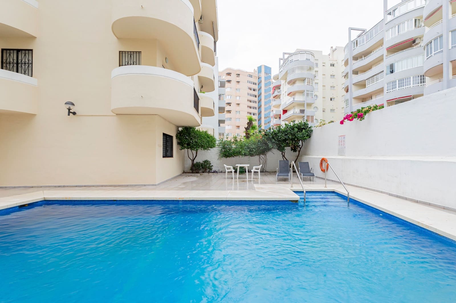 3 sovrum Lägenhet till salu i Fuengirola med pool - 440 000 € (Ref: 9343848)
