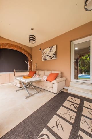 7 sypialnia Willa na sprzedaż w Guadalmar, Miasto Málaga z basenem - 1 250 000 € (Ref: 9347996)