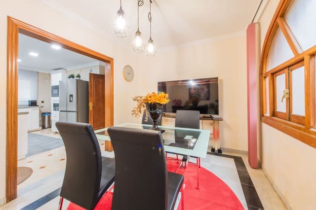 7 sypialnia Willa na sprzedaż w Guadalmar, Miasto Málaga z basenem - 1 250 000 € (Ref: 9347996)