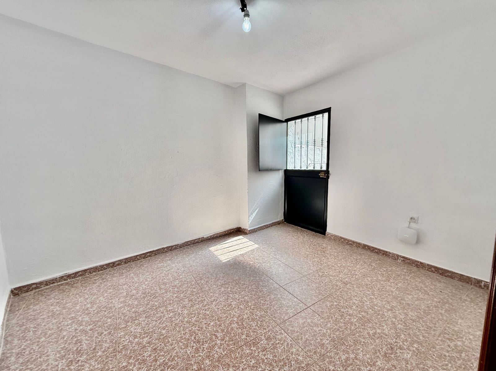 4 sypialnia Dom na sprzedaż w Marbella - 475 000 € (Ref: 9348579)