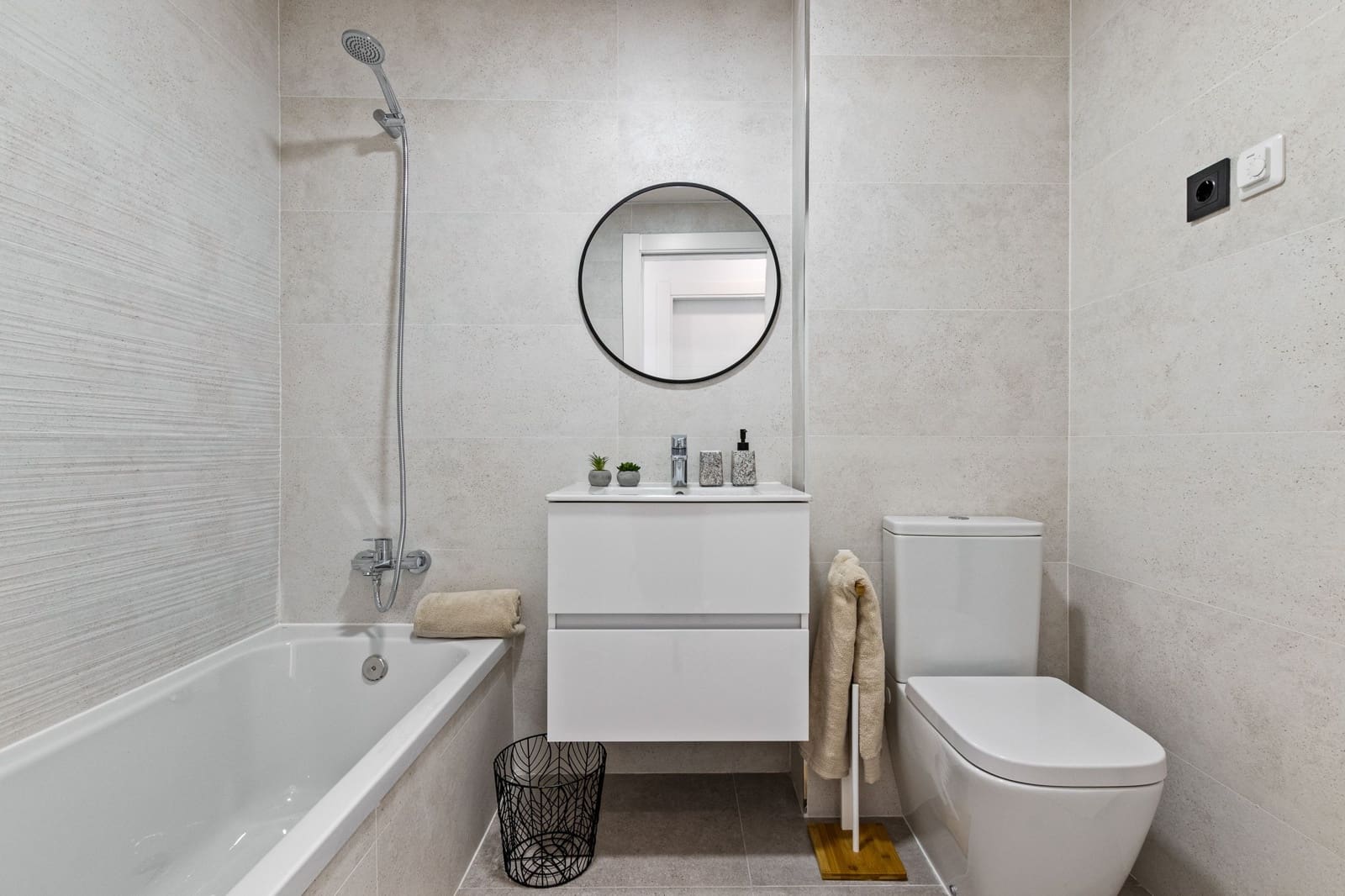 3 soverom Penthouse til salgs i Fuengirola med svømmebasseng - € 639 950 (Ref: 9348805)