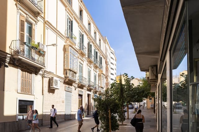 3 makuuhuone Huoneisto myytävänä paikassa La Goleta, Málaga kaupunki - 745 000 € (Ref: 9352902)
