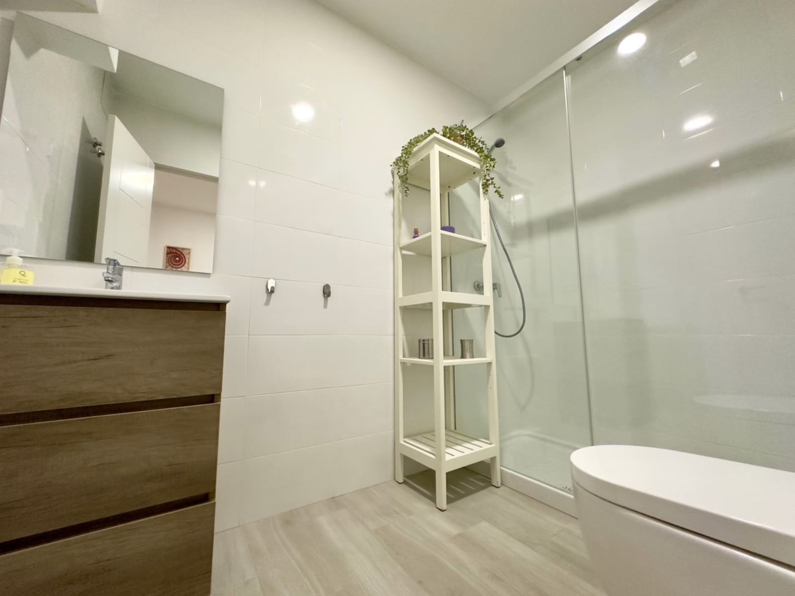 Apartament na sprzedaż w Miasto Malaga - 295 000 € (Ref: 9354528)