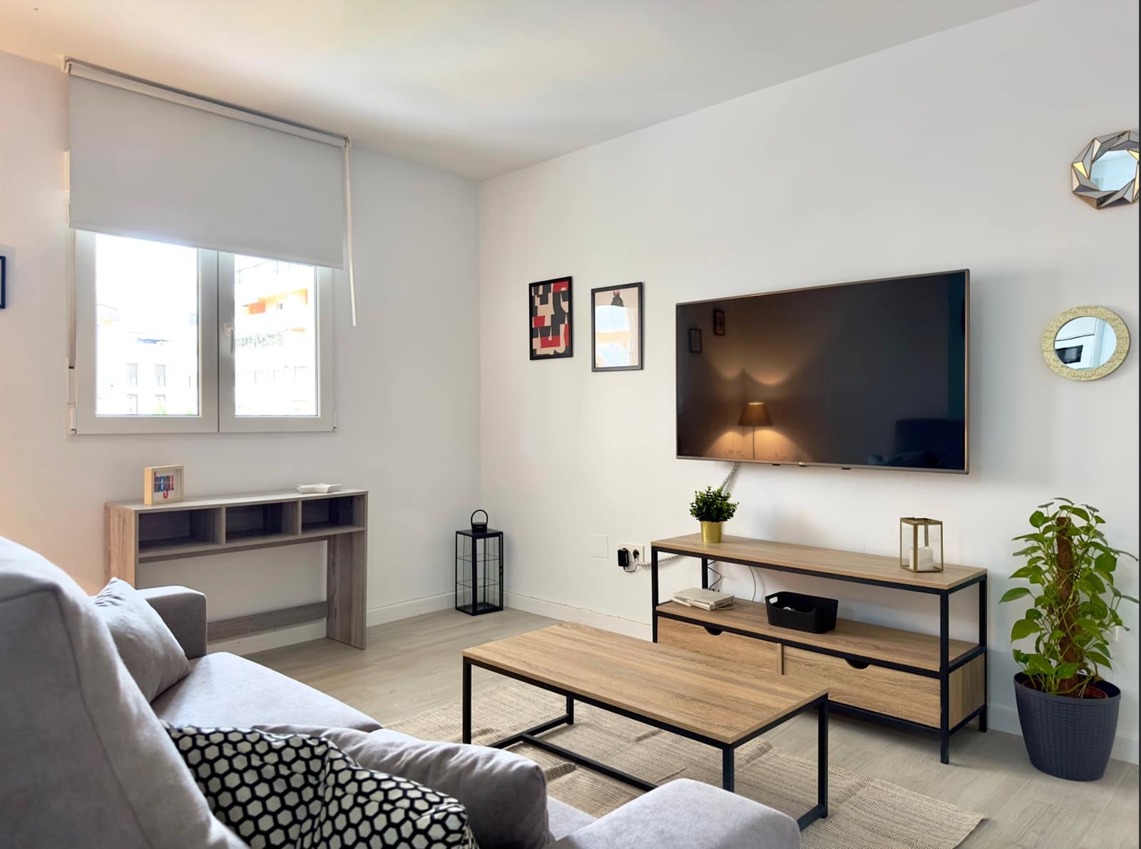 Apartament na sprzedaż w Miasto Malaga - 295 000 € (Ref: 9354528)