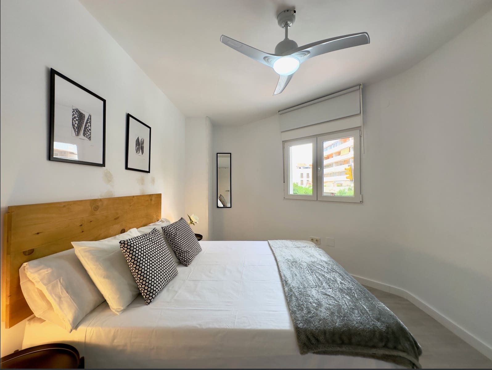 Apartament na sprzedaż w Miasto Malaga - 295 000 € (Ref: 9354528)