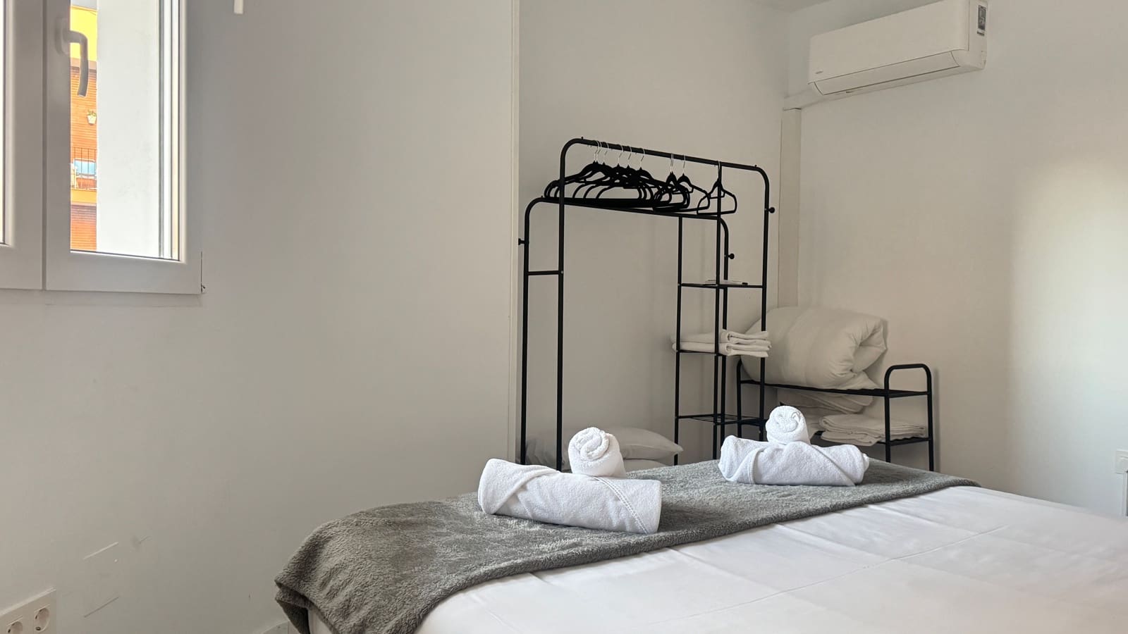 Apartament na sprzedaż w Miasto Malaga - 295 000 € (Ref: 9354528)