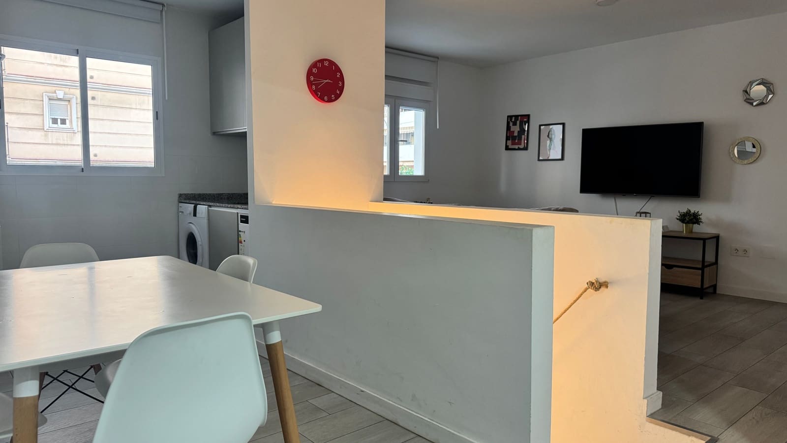 Apartament na sprzedaż w Miasto Malaga - 295 000 € (Ref: 9354528)