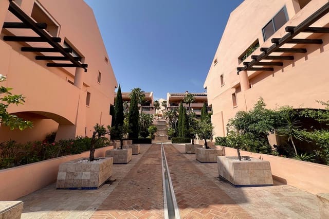 3 Zimmer Apartment zu verkaufen in Calahonda, Mijas mit Pool - 495.000 € (Ref: 9355325)