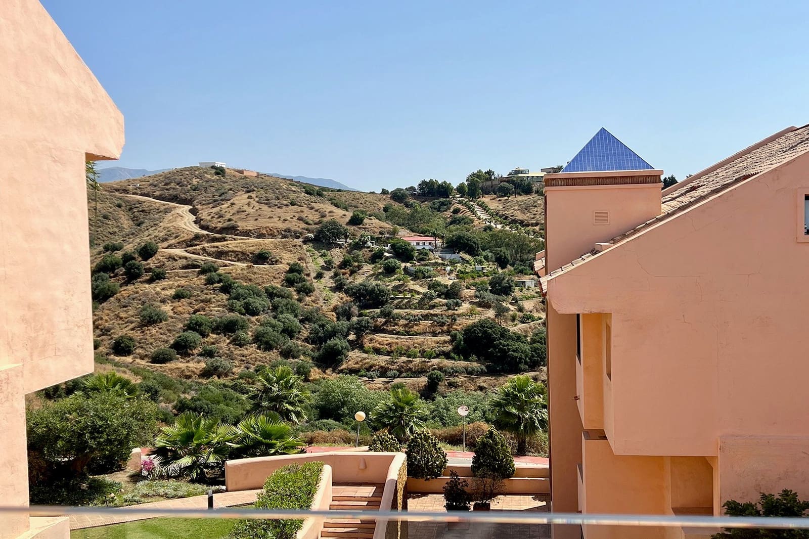 3 Zimmer Apartment zu verkaufen in Mijas Costa mit Pool - 495.000 € (Ref: 9355325)