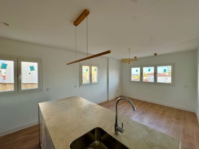 3 makuuhuone Huoneisto myytävänä paikassa Torremolinos mukana uima-altaan - 590 000 € (Ref: 9356473)