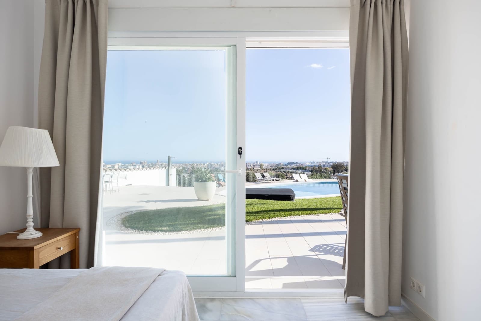 4 sypialnia Dom na sprzedaż w Mijas z basenem - 1 795 000 € (Ref: 9356510)