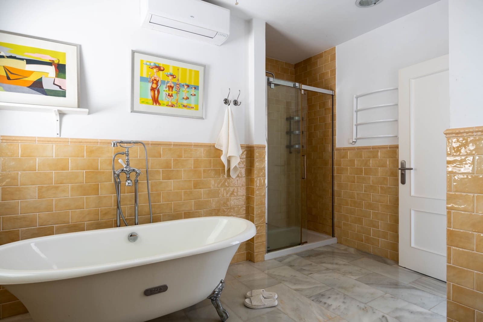 4 sypialnia Dom na sprzedaż w Mijas z basenem - 1 795 000 € (Ref: 9356510)