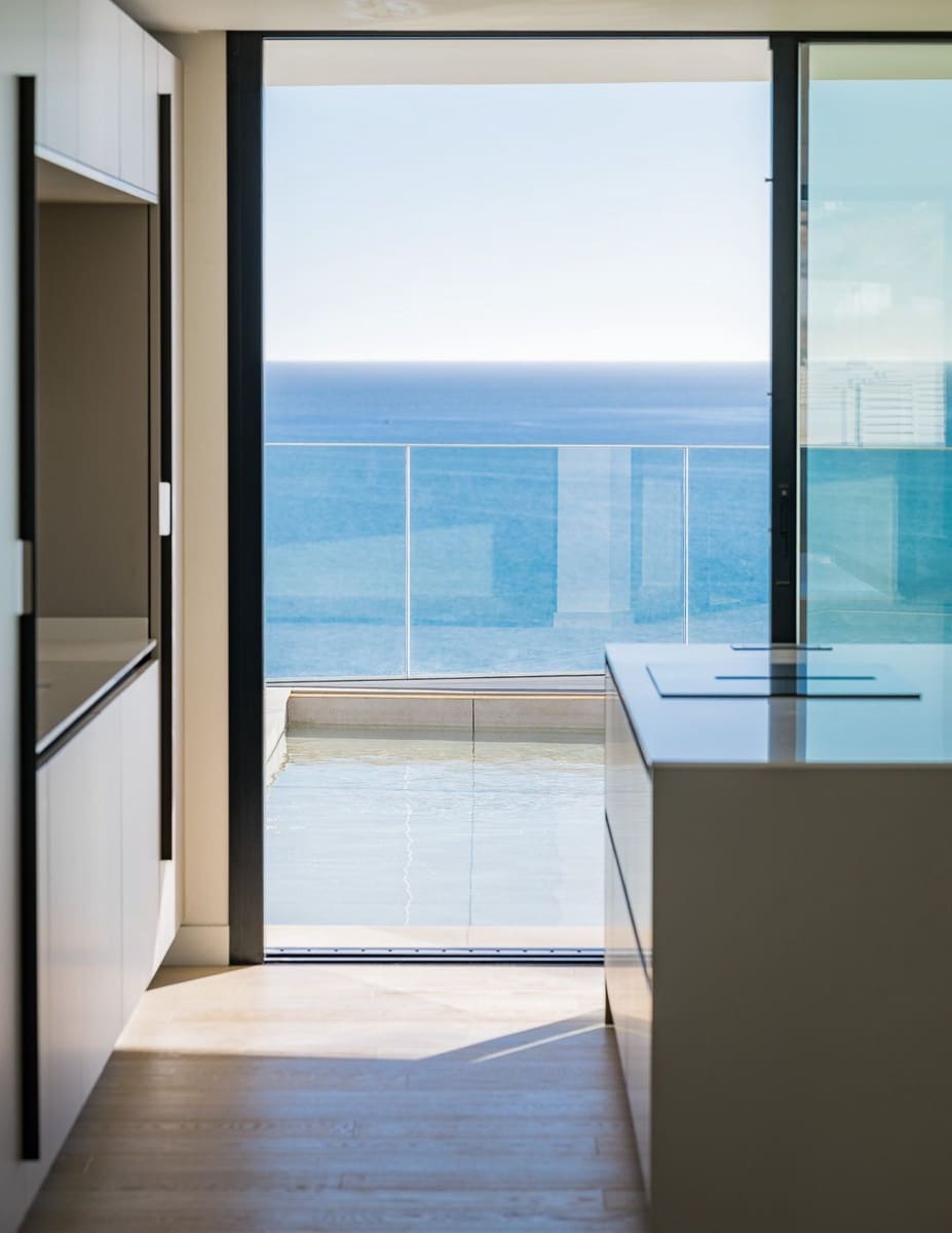 3 soveværelse Penthouse til salg i Fuengirola med swimmingpool - € 3.495.000 (Ref: 9360784)