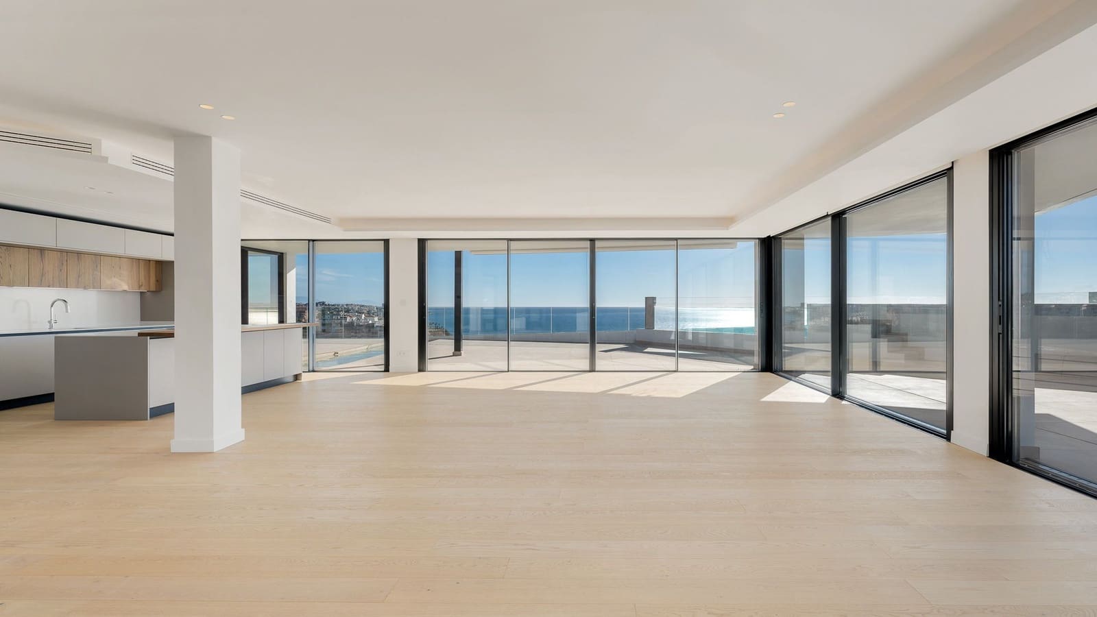 3 soveværelse Penthouse til salg i Fuengirola med swimmingpool - € 3.495.000 (Ref: 9360784)