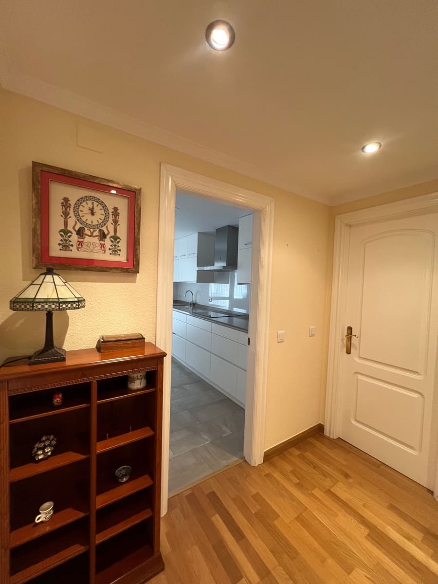 3 makuuhuone Huoneisto vuokrattavana paikassa Torremolinos - 1 800 € (Ref: 9363434)