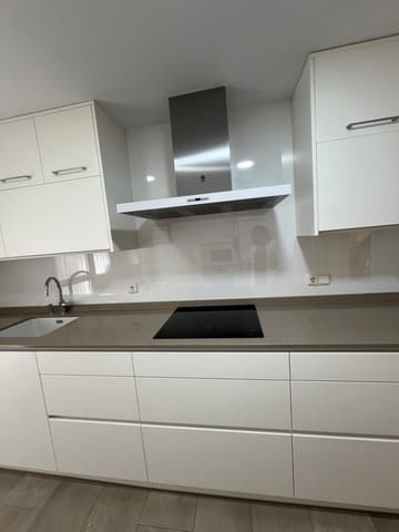 3 makuuhuone Huoneisto vuokrattavana paikassa Torremolinos - 1 800 € (Ref: 9363434)