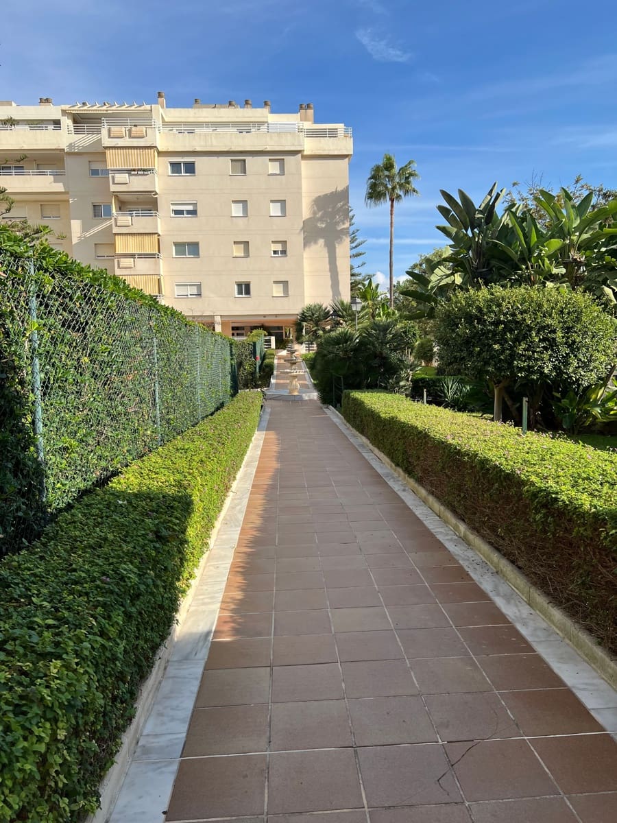 3 makuuhuone Huoneisto vuokrattavana paikassa Torremolinos - 1 800 € (Ref: 9363434)