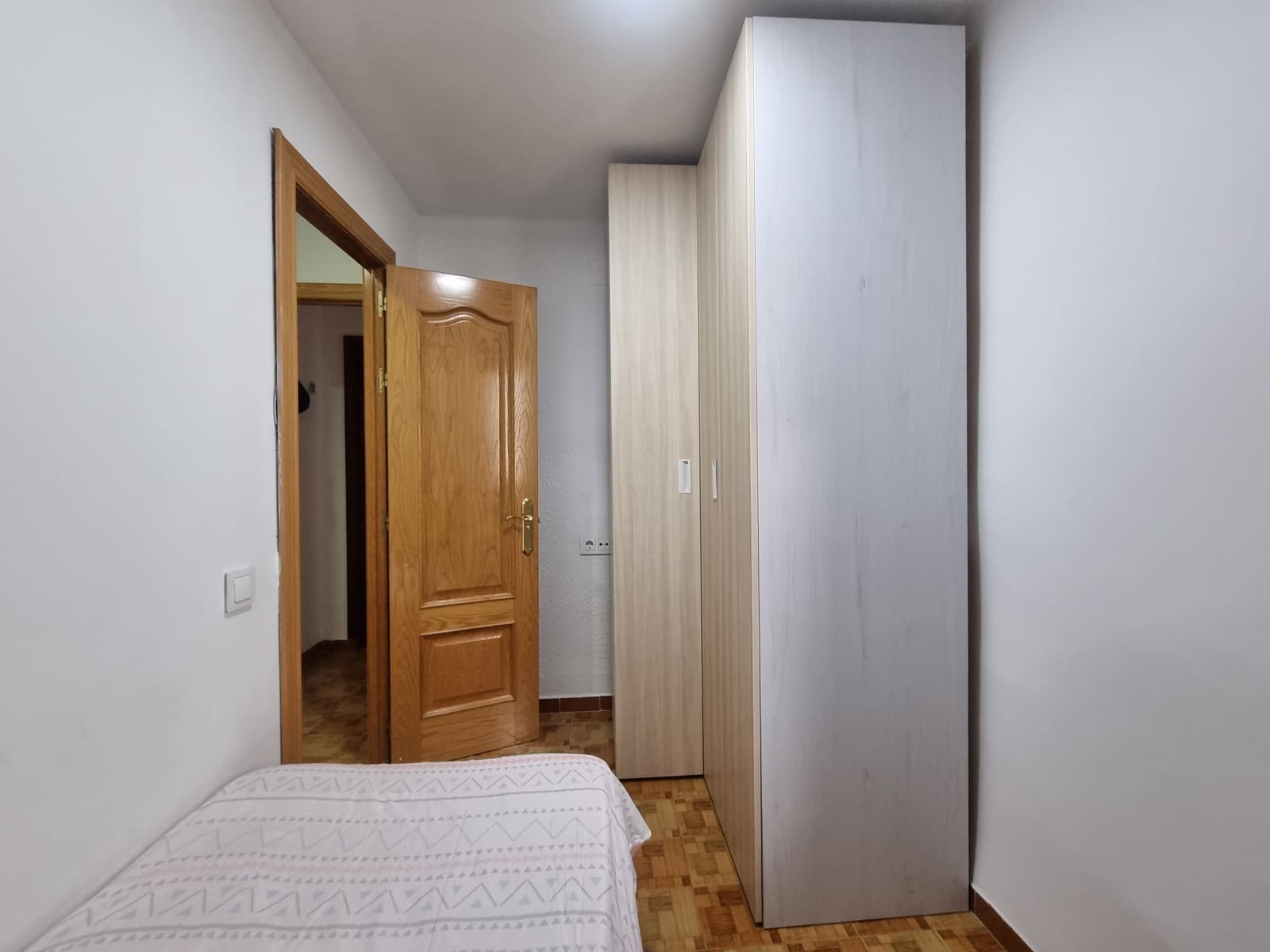 3 bedroom Flat for sale in Jaen city - € 79,000 (Ref: 9371394)