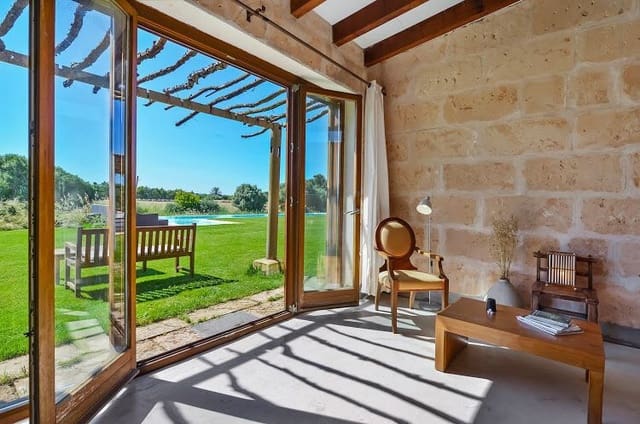 4 soverom Hus til leie i Campos - € 4 200 (Ref: 9371395)