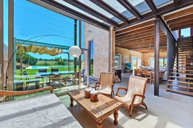 4 soverom Hus til leie i Campos - € 4 200 (Ref: 9371395)