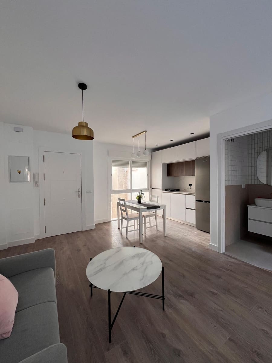 Apartamento de 1 habitación en Málaga ciudad en venta - 240.000 € (Ref: 9371397)