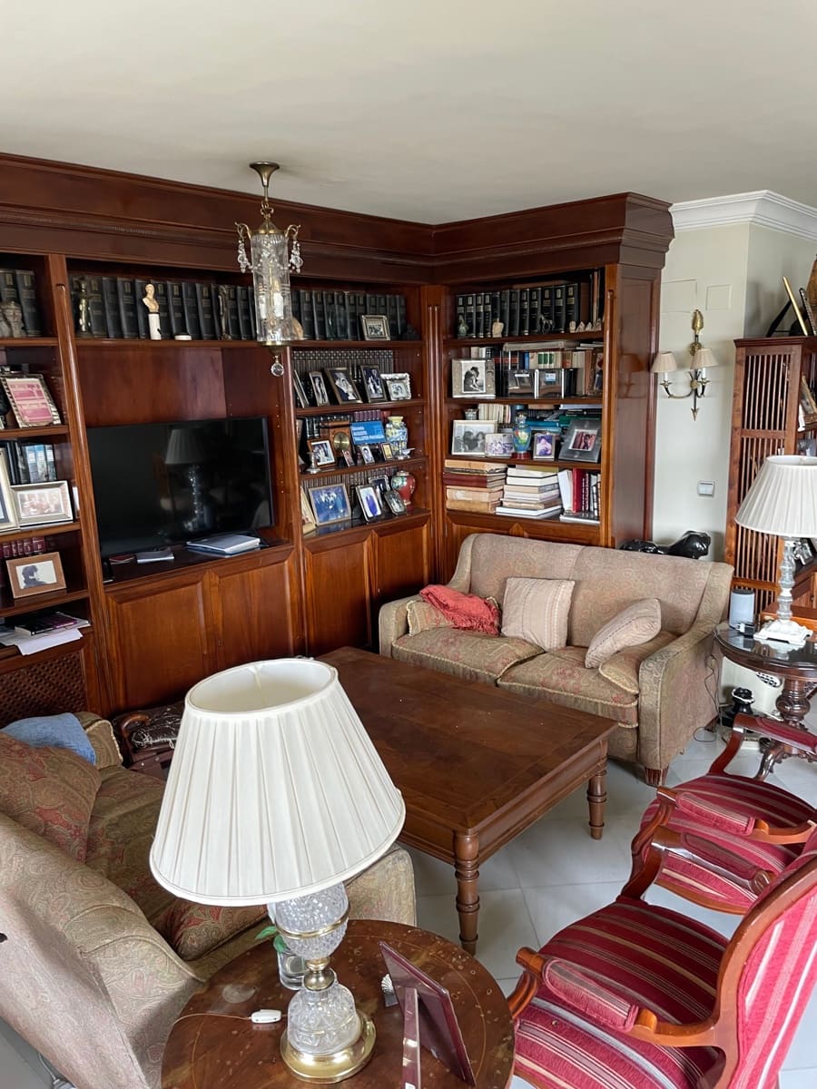 Apartamento de 3 habitaciones en Málaga ciudad en venta con piscina - 1.730.000 € (Ref: 9373967)