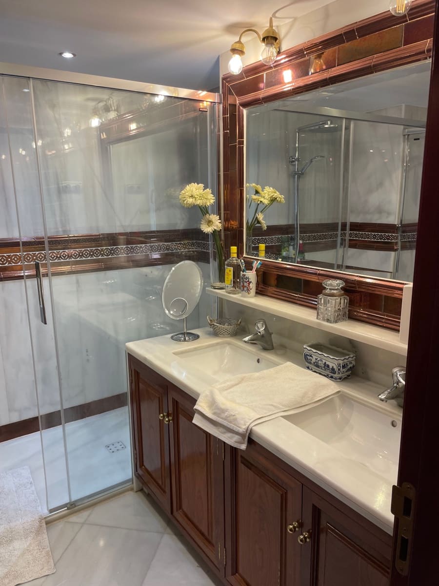 Apartamento de 3 habitaciones en Málaga ciudad en venta con piscina - 1.730.000 € (Ref: 9373967)