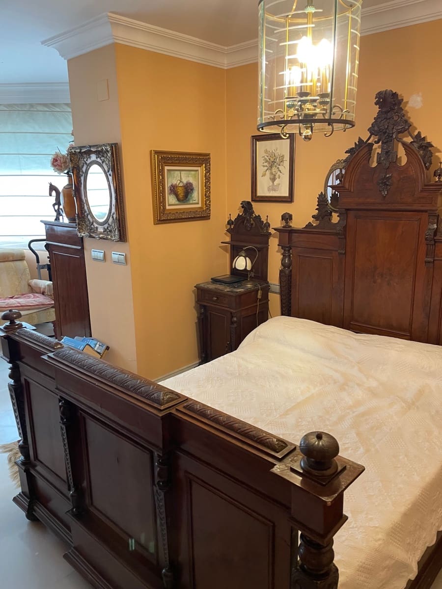 Apartamento de 3 habitaciones en Málaga ciudad en venta con piscina - 1.730.000 € (Ref: 9373967)