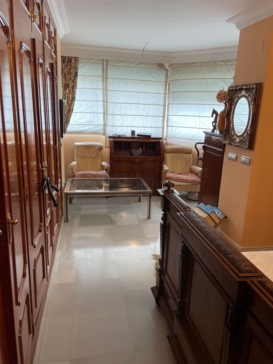 Apartamento de 3 habitaciones en Málaga ciudad en venta con piscina - 1.730.000 € (Ref: 9373967)