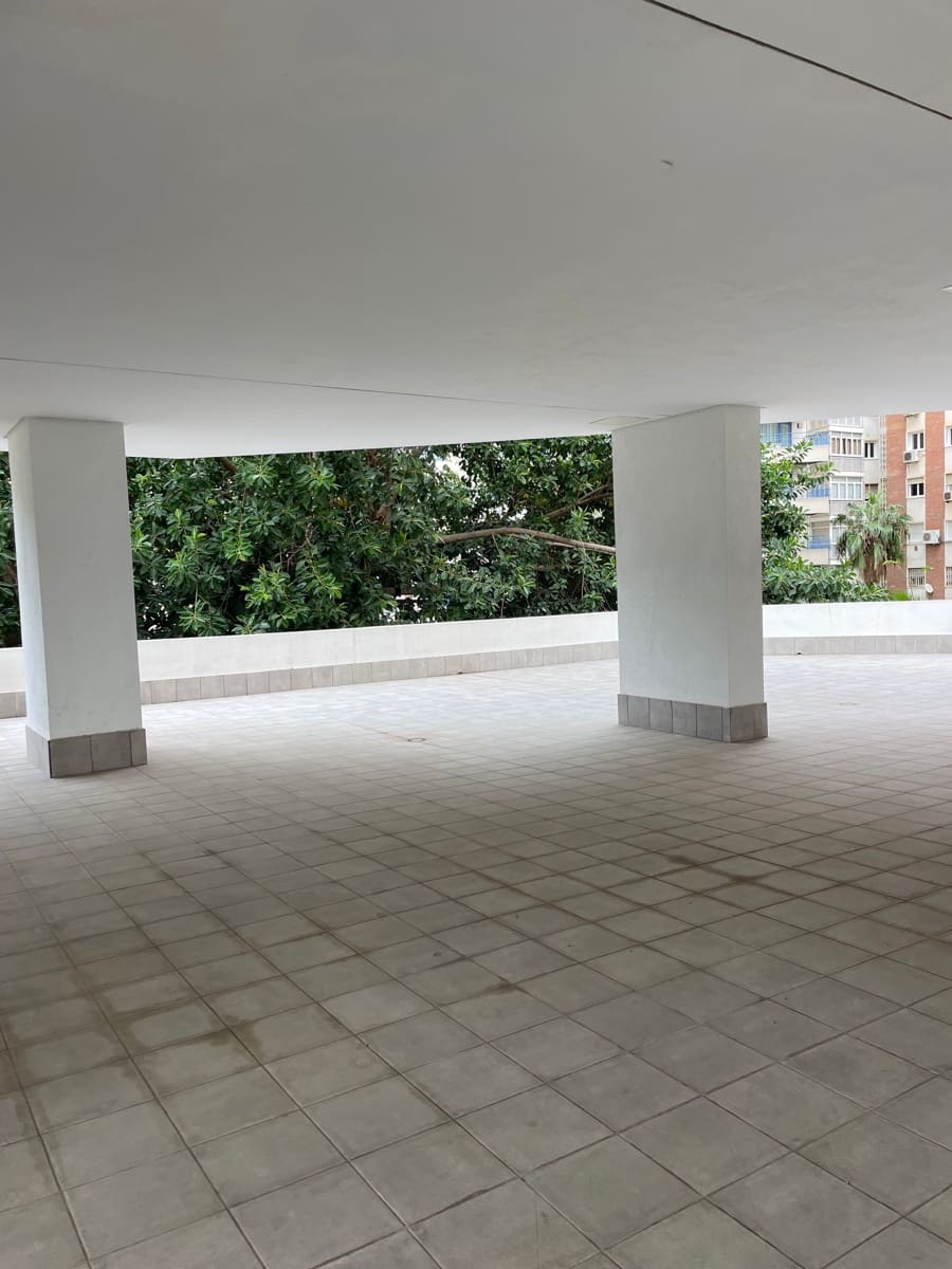 Apartamento de 3 habitaciones en Málaga ciudad en venta con piscina - 1.730.000 € (Ref: 9373967)