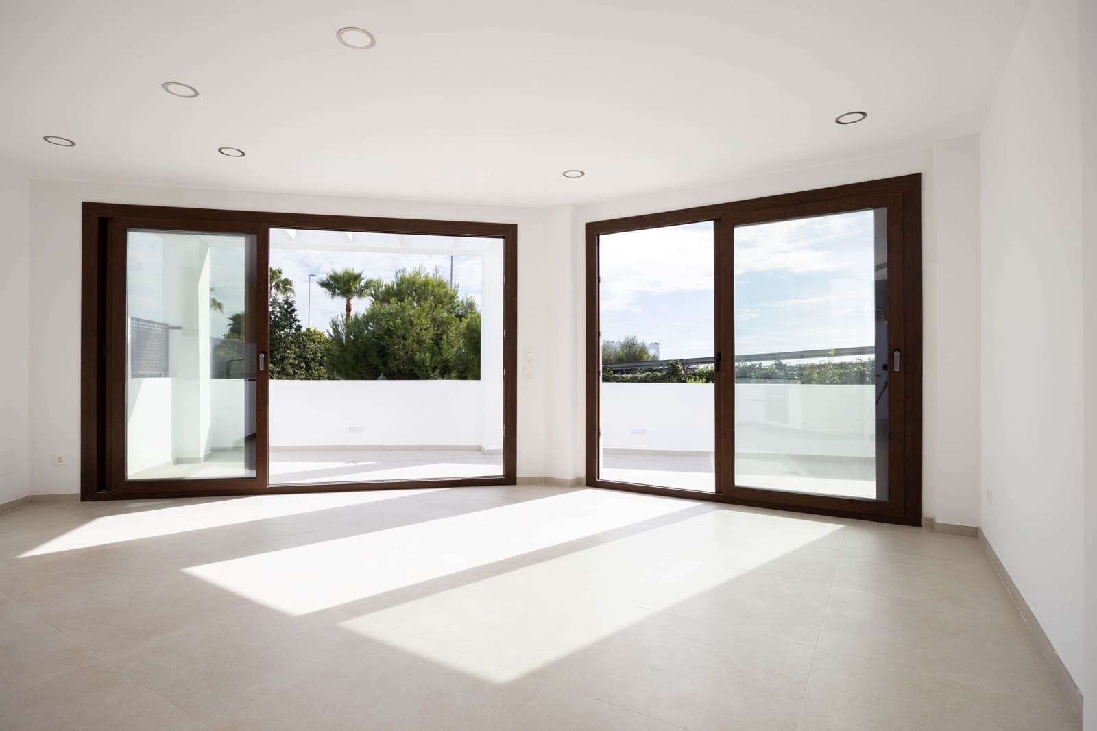 2 makuuhuone Omakotitalo myytävänä paikassa Nerja mukana uima-altaan - 529 000 € (Ref: 9375564)