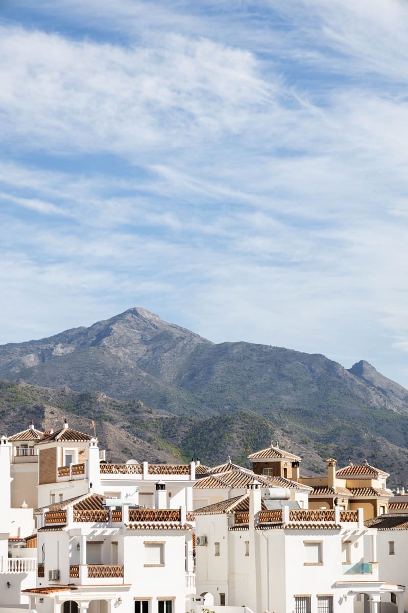 2 makuuhuone Omakotitalo myytävänä paikassa Nerja mukana uima-altaan - 529 000 € (Ref: 9375564)