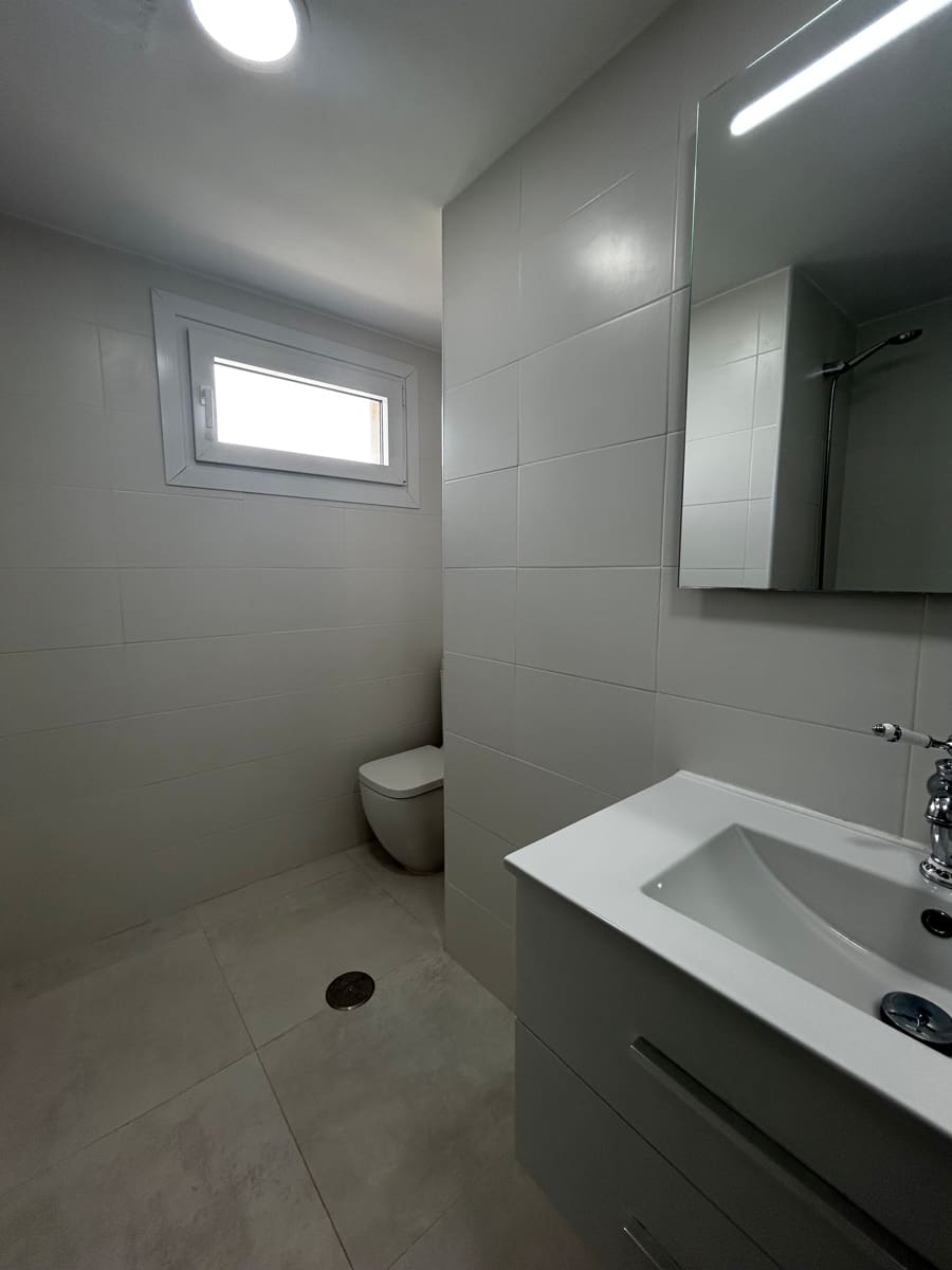 3 quarto Apartamento para arrendar em Fuengirola com piscina garagem - 2 500 € (Ref: 9379733)