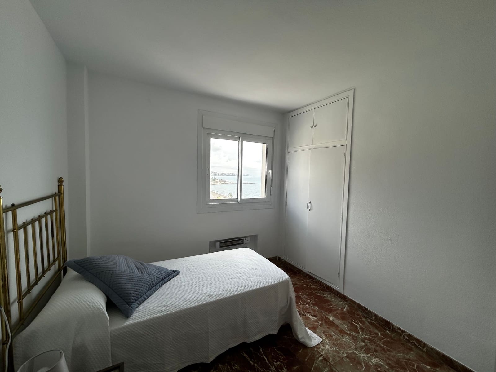 3 quarto Apartamento para arrendar em Fuengirola com piscina garagem - 2 500 € (Ref: 9379733)
