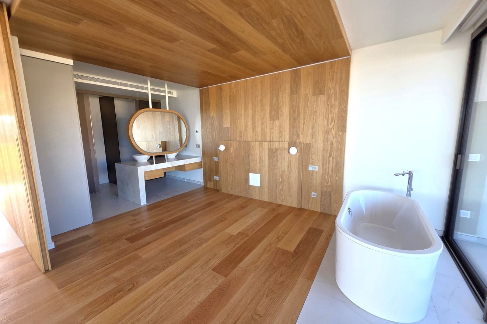 Apartamento de 3 habitaciones en Fuengirola en venta con piscina - 949.000 € (Ref: 9379936)